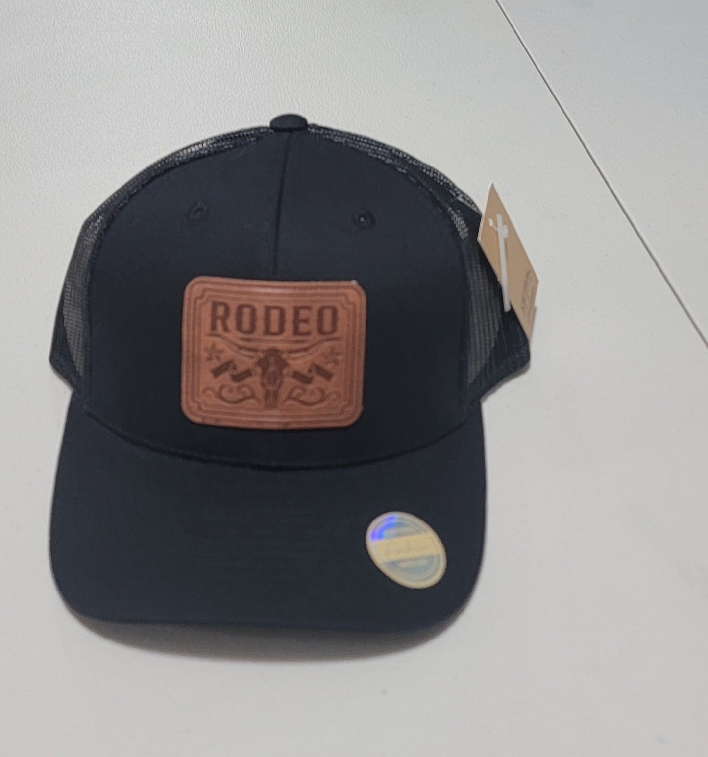 Gorra Snapback Roja con Cuerda Blanca – KBETHOS Premium