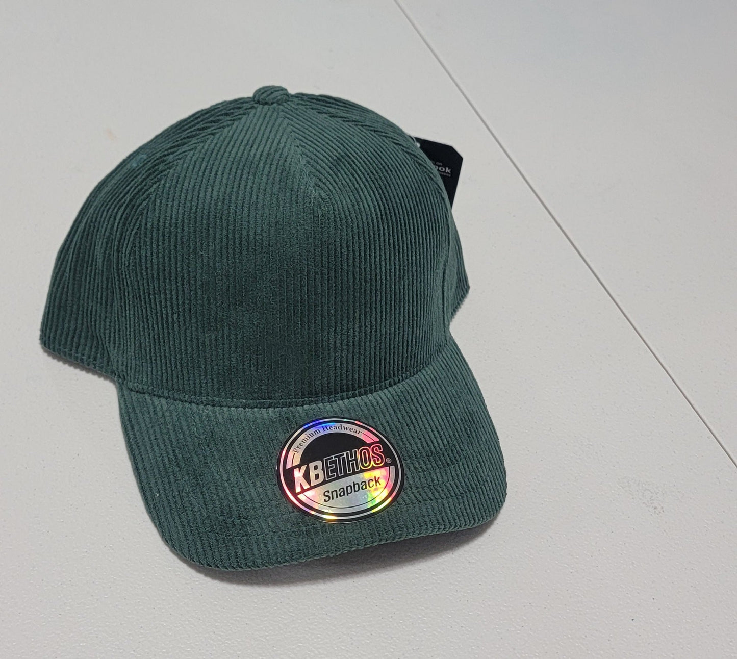 Gorra de Pana Verde Cazador Snapback KBETHOS