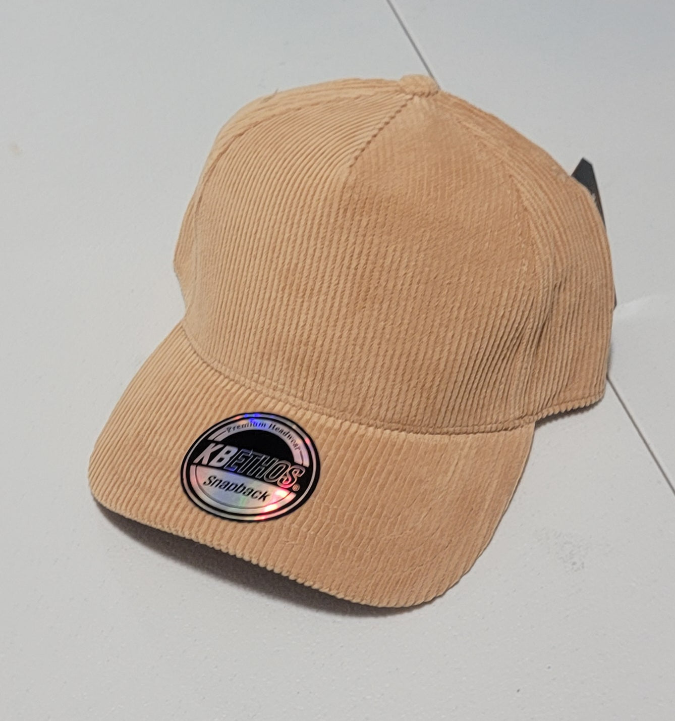 Gorra de Pana Beige Snapback KBETHOS