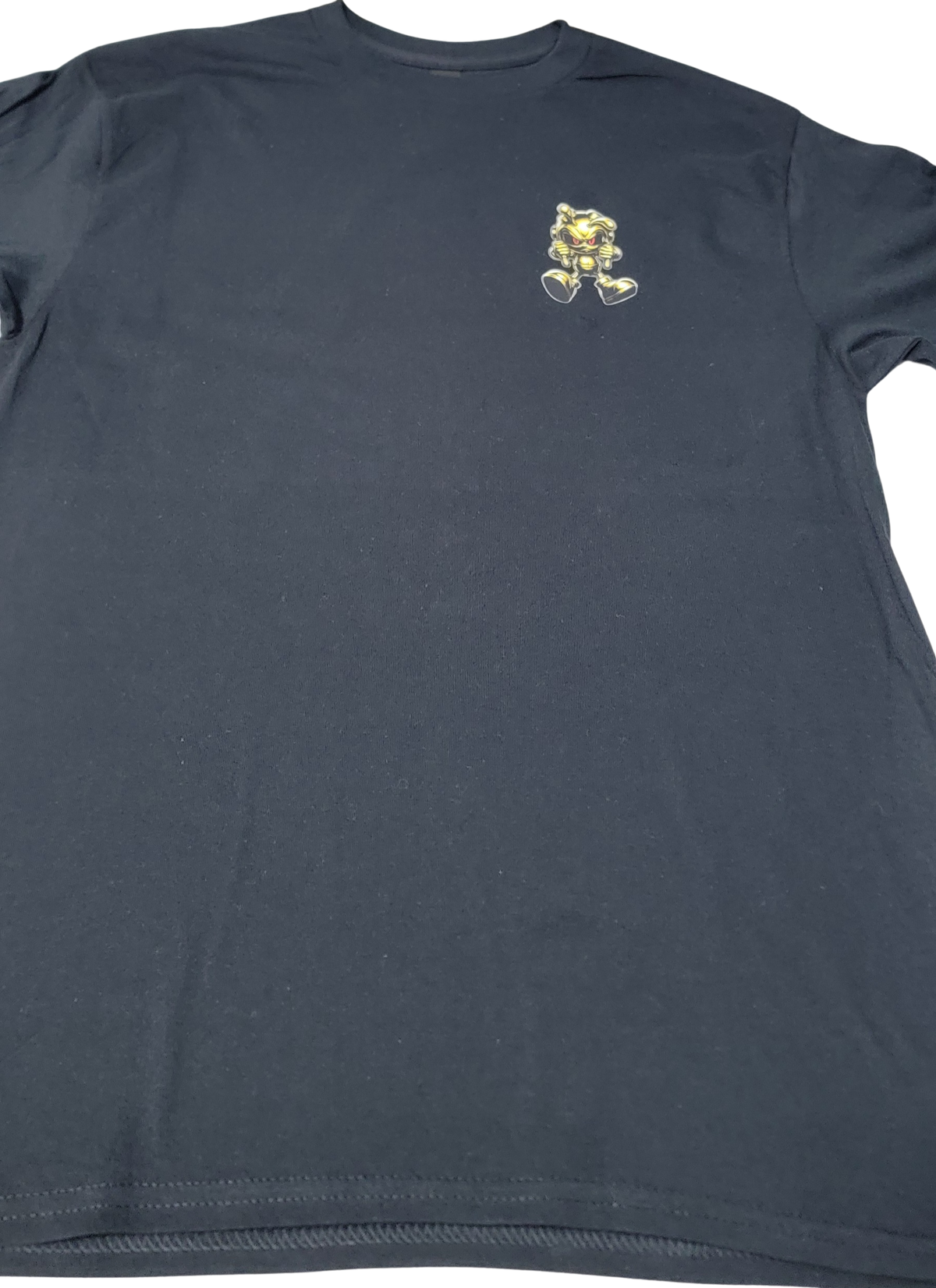 Camiseta Negra Diseño Dorado